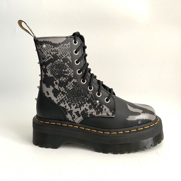 New Dr Martens Animal Print Smooth Leather Studded Jadon Bootie 6 - Picture 2 of 11